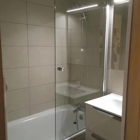 - Confortable 4 Personnes *